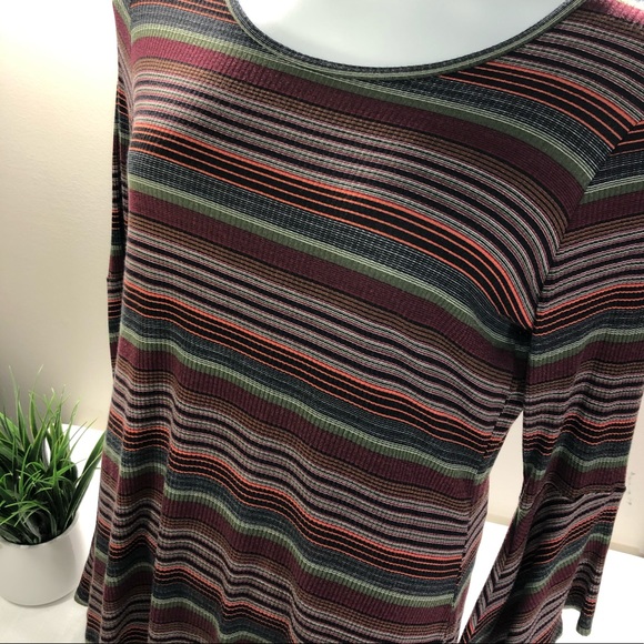 Relativity Tops - Women’s Relativity Long Sleeve Top W/Bell Sleeve L